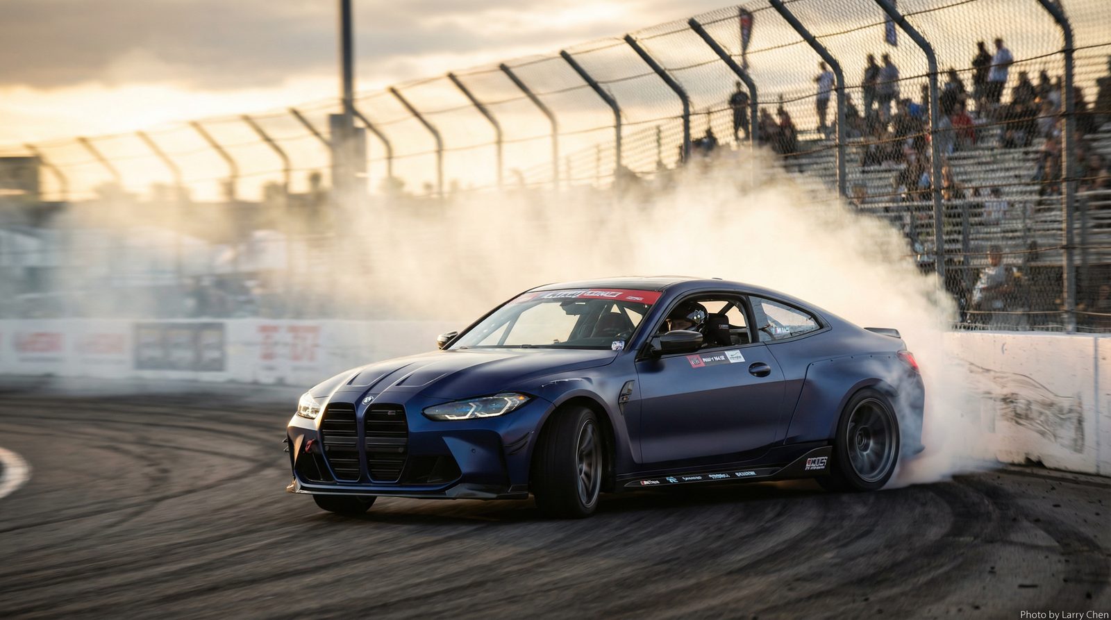 抖阴宝马M4漂移视频